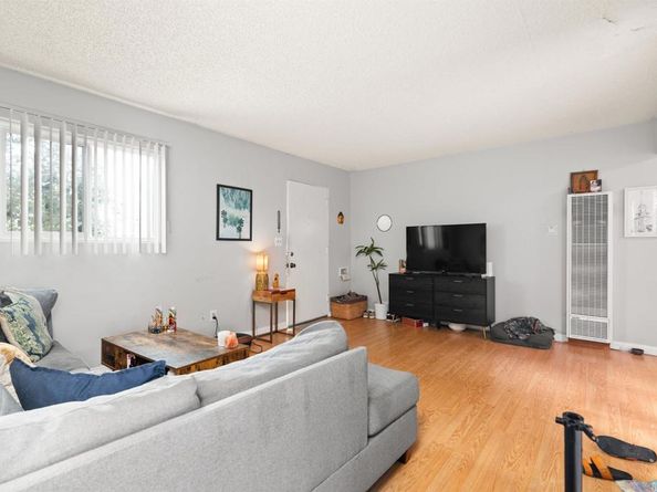 4804 Lamont St, San Diego CA 92109
