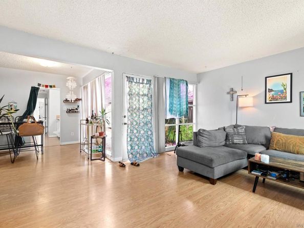 4804 Lamont St, San Diego CA 92109