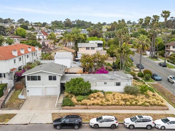 4804 Lamont St, San Diego CA 92109