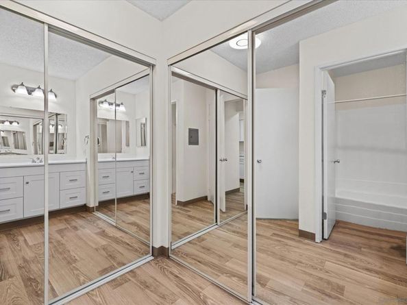 1349 Caminito Gabaldon C, San Diego CA 92108