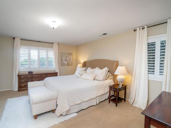 2826 Calle De Malibu, Escondido CA 92029