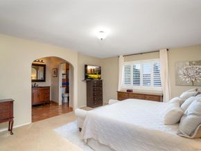 2826 Calle De Malibu, Escondido CA 92029