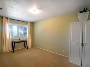 2826 Calle De Malibu, Escondido CA 92029