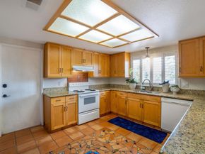 2826 Calle De Malibu, Escondido CA 92029