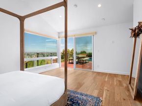 5745 Soledad Mountain Road, La Jolla CA 92037