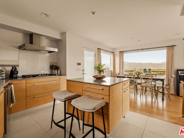 3631 Sunswept Drive, Studio City CA 91604