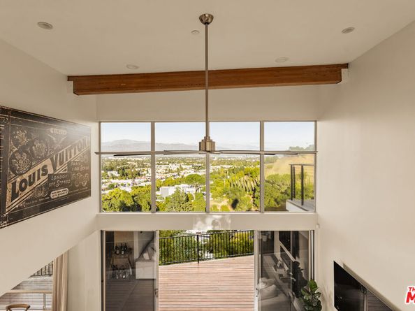 3631 Sunswept Drive, Studio City CA 91604