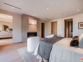 524 N Sierra Bonita Avenue, Los Angeles CA 90036