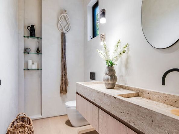 524 N Sierra Bonita Avenue, Los Angeles CA 90036