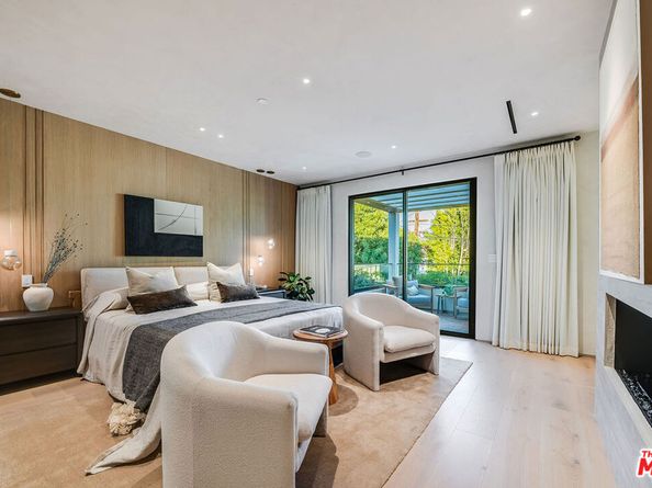 524 N Sierra Bonita Avenue, Los Angeles CA 90036