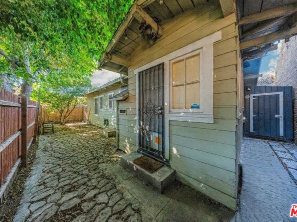 1624 Allesandro Street, Los Angeles CA 90026