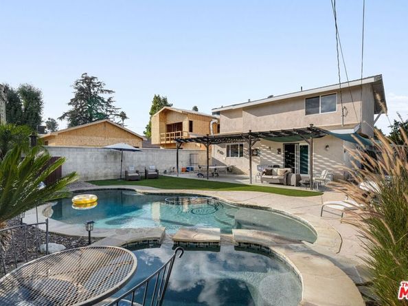 22642 Berdon Street, Woodland Hills CA 91367