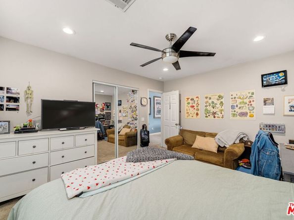 22642 Berdon Street, Woodland Hills CA 91367