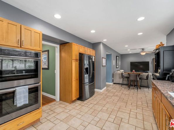 22642 Berdon Street, Woodland Hills CA 91367