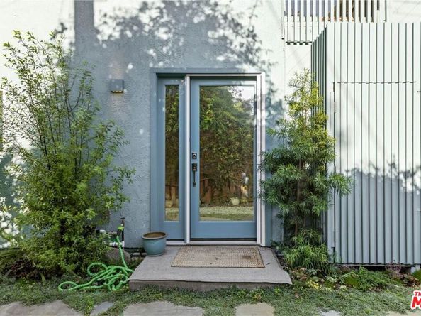 2329 Manning Avenue, Los Angeles CA 90064
