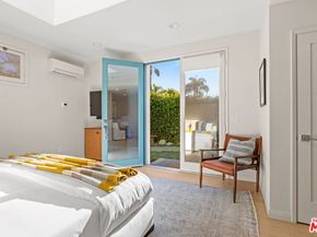 2329 Manning Avenue, Los Angeles CA 90064