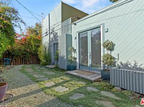 2329 Manning Avenue, Los Angeles CA 90064
