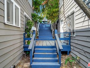 1118 Sanborn Avenue, Los Angeles CA 90029
