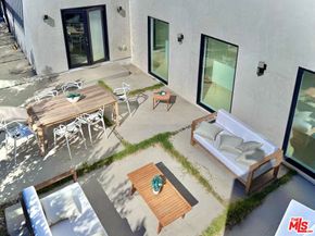 4040 Cartwright Avenue, Studio City CA 91604