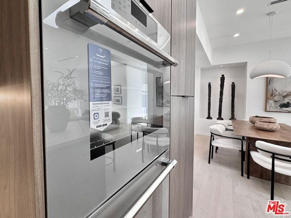 4040 Cartwright Avenue, Studio City CA 91604