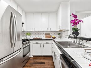 9005 Cynthia Street 217, West Hollywood CA 90069