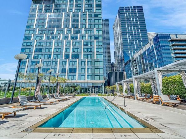 889 Francisco Street 1801, Los Angeles CA 90017