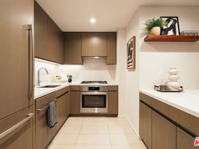 889 Francisco Street 1801, Los Angeles CA 90017