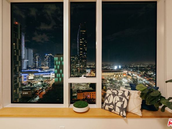 889 Francisco Street 1801, Los Angeles CA 90017