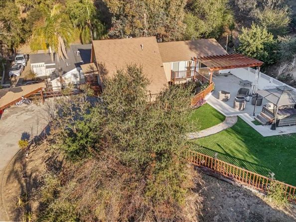 2070 Lilac Lane, Glendale CA 91206