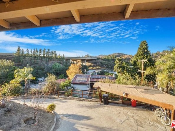 2070 Lilac Lane, Glendale CA 91206