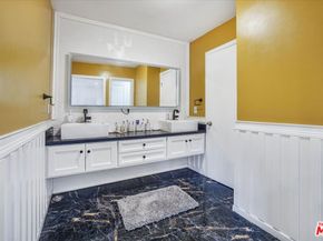 2070 Lilac Lane, Glendale CA 91206