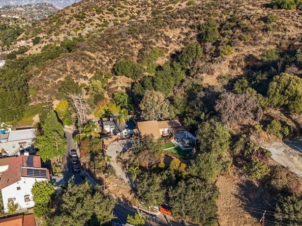 2070 Lilac Lane, Glendale CA 91206