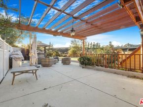 2070 Lilac Lane, Glendale CA 91206