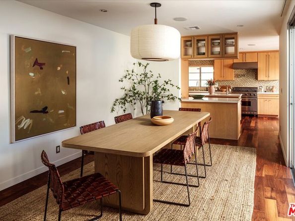 2409 N Vermont Avenue, Los Angeles CA 90027