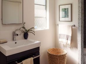 2409 N Vermont Avenue, Los Angeles CA 90027