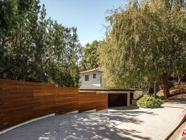 2409 N Vermont Avenue, Los Angeles CA 90027