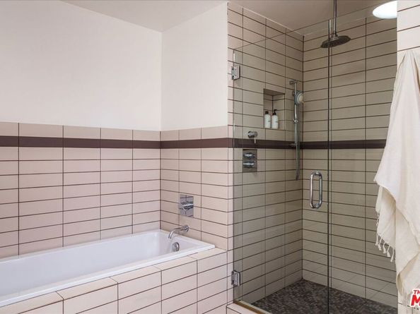 2409 N Vermont Avenue, Los Angeles CA 90027