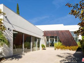 2008 Hercules Drive, Los Angeles CA 90046