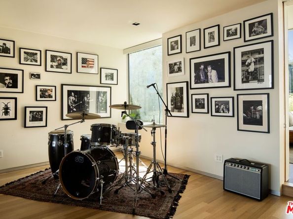 2008 Hercules Drive, Los Angeles CA 90046