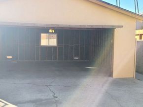 4716 S Van Ness Avenue, Los Angeles CA 90062