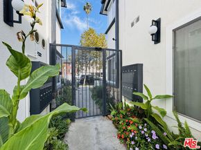 912 6th Street 8, Santa Monica CA 90403