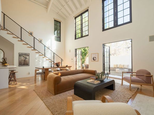 509 Santa Clara Avenue, Venice CA 90291