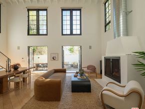 509 Santa Clara Avenue, Venice CA 90291