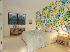 509 Santa Clara Avenue, Venice CA 90291