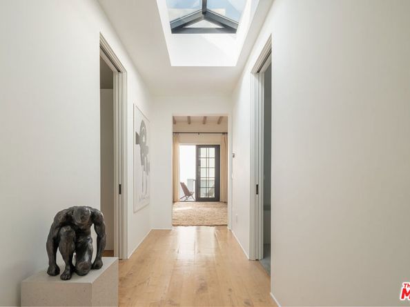 509 Santa Clara Avenue, Venice CA 90291