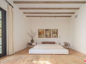 509 Santa Clara Avenue, Venice CA 90291