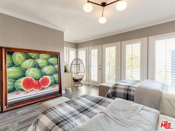 3661 Sunswept Drive, Studio City CA 91604