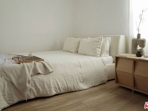 5086 Lemon Grove Ave, Los Angeles CA 90029