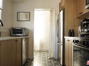 5086 Lemon Grove Ave, Los Angeles CA 90029