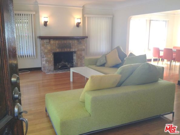 611 N BEACHWOOD Drive, Los Angeles CA 90004